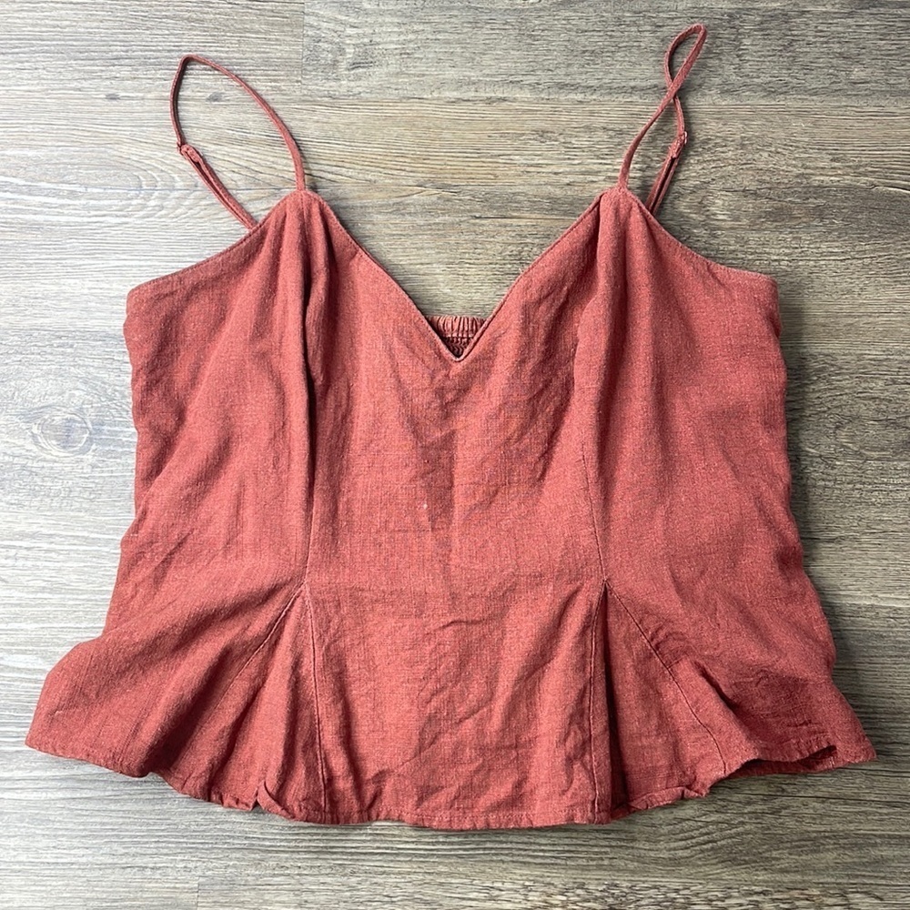 Express Women’s Burnt Orange Spaghetti Strap Cropped V Neck Tank, size M